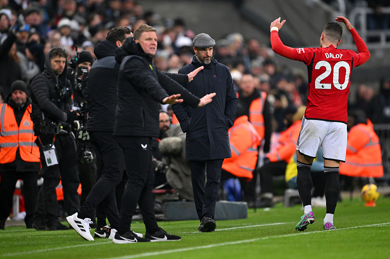 开云体育app-社区盾赛后再迎强敌；上海申花伤情更新；主帅态度：更衣室稳定；训练强度明显提升的简单介绍-开云体育app